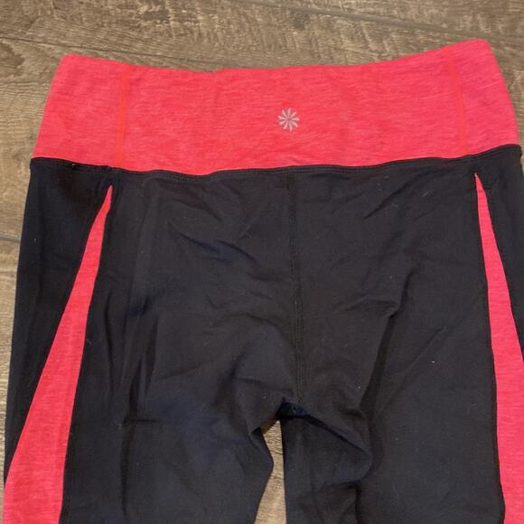 ATHLETA  Pink & Black Capri Legging Size MT - Picture 4 of 7